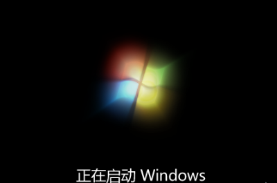 使用鹰王U启动PE解决UEFI安装Win7卡LOGO方法